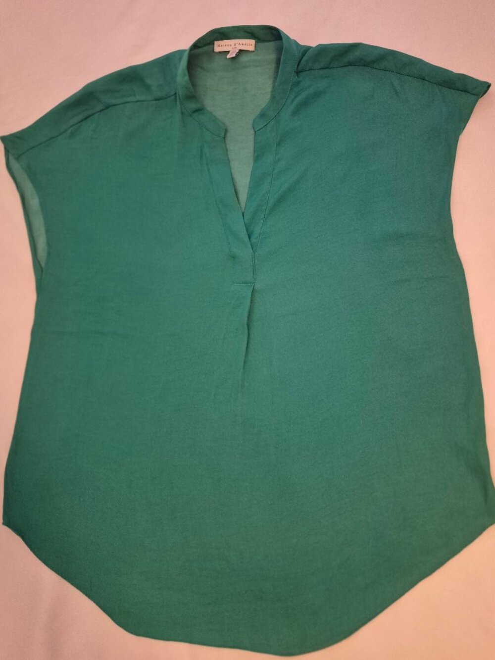 Maison d Amelie Women's Top. Size S , Green.